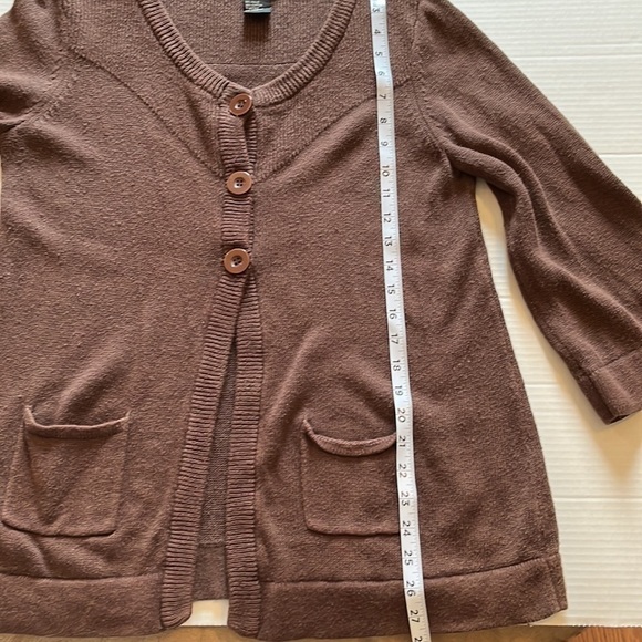 R.E.Q. required to wear-size M-chocolate brown-three button sweater cardigan - Picture 9 of 10